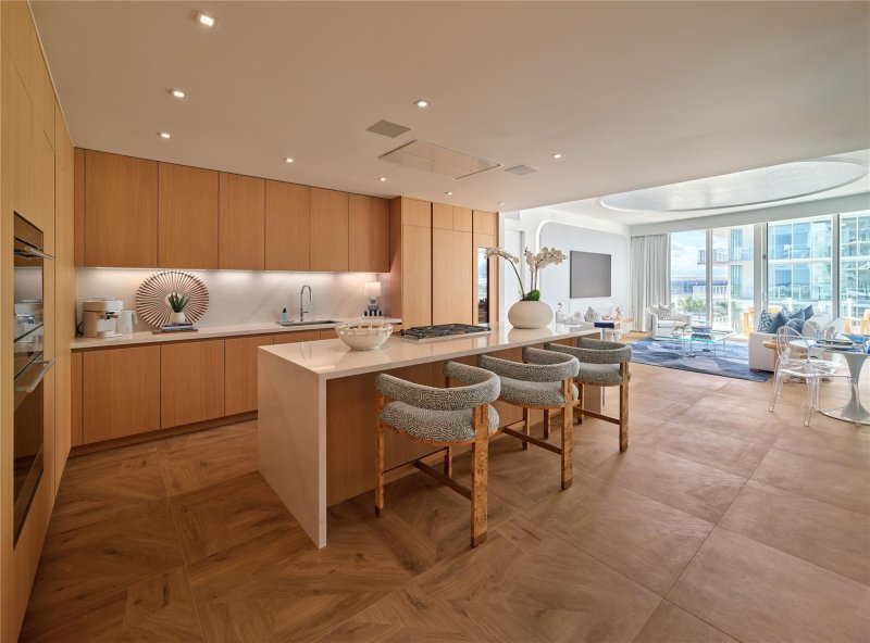 Condo for sale at Pier Sixty-Six Residences Azul 704