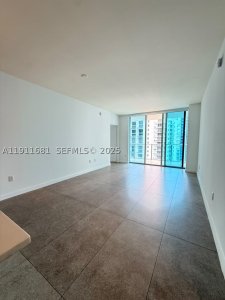 Comprar apartamento no 1100 Millecento 2911