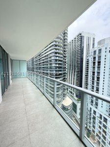 Comprar apartamento no 1100 Millecento 2911