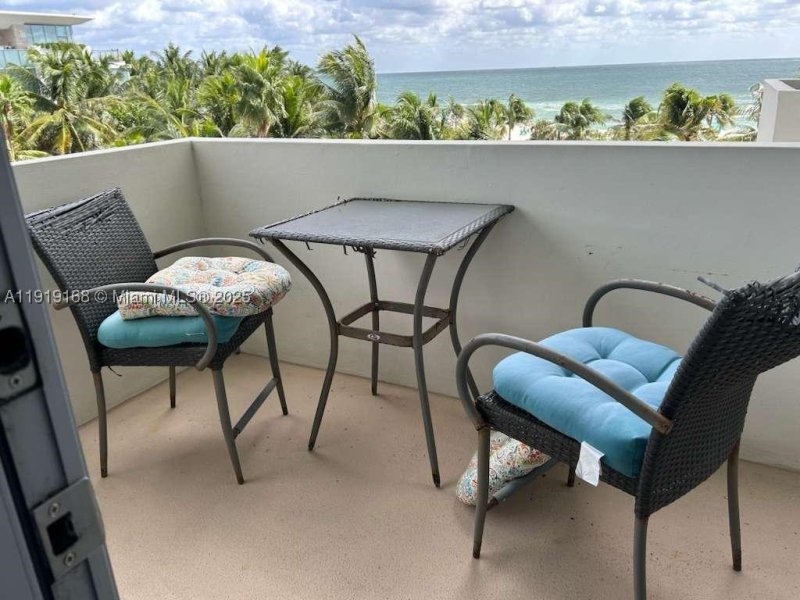 Apartment for rent at Triton Towers 625