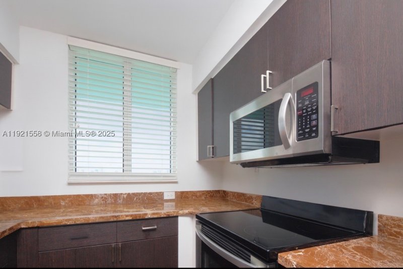Comprar apartamento en Floridian 2801