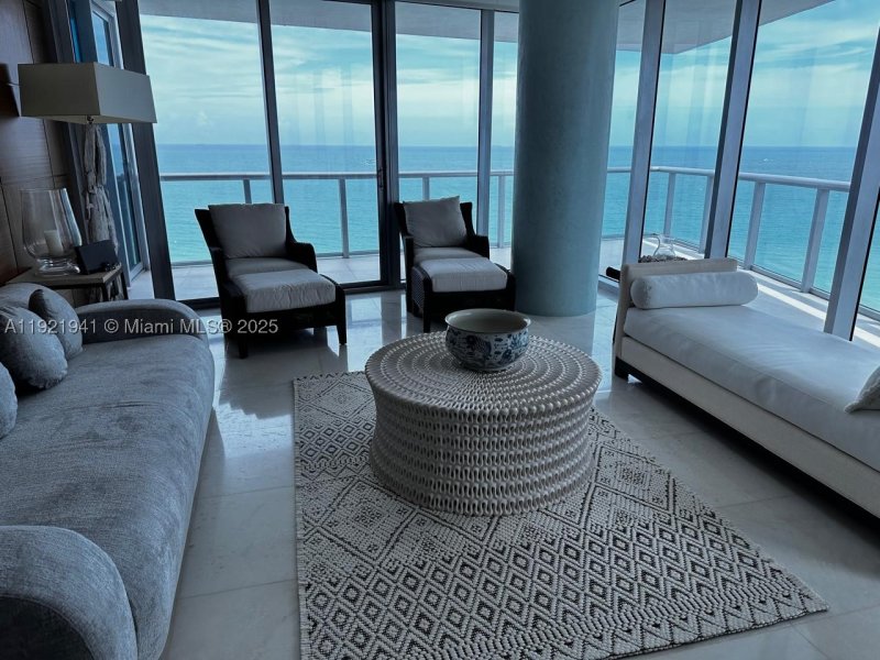 Alquiler de apartamento en Jade Beach 2601