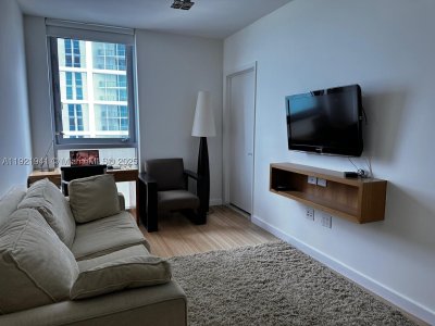 Aluguel de apartamento no Jade Beach 2601