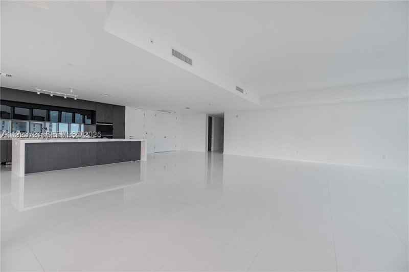 Condo for sale at Paramount Miami WorldCenter 4911