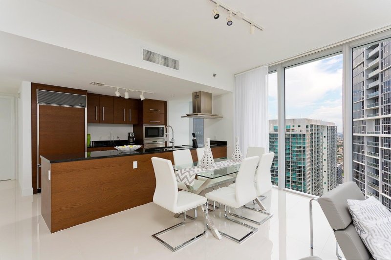 Comprar apartamento no Icon Brickell Tower II 4010