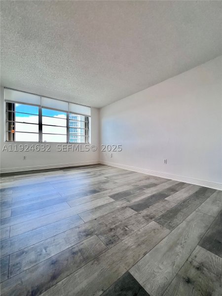 Apartment for rent at Kennedy House 15G