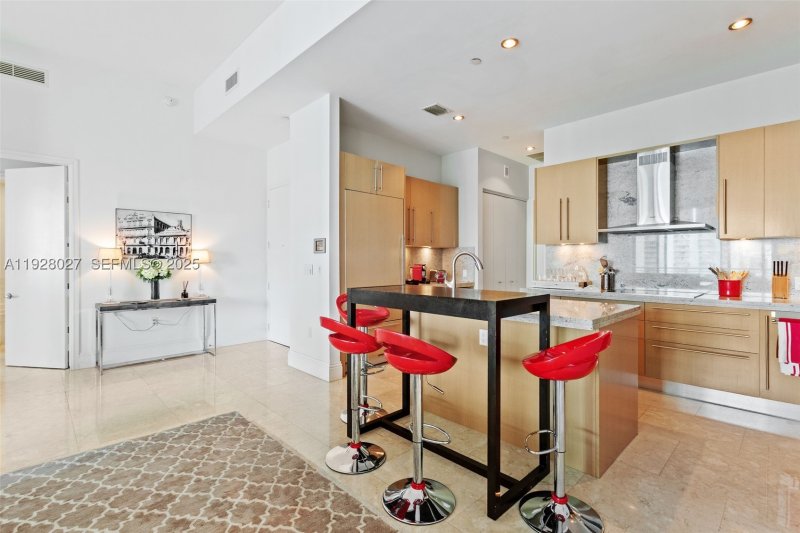 Condo for sale at Asia on Brickell 2002