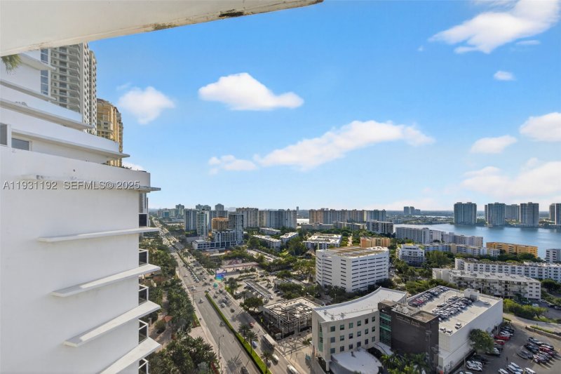 Condo for sale at Trump International Sonesta Beach Resort 2101