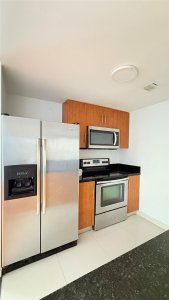 Comprar apartamento no 23 Biscayne Bay 902