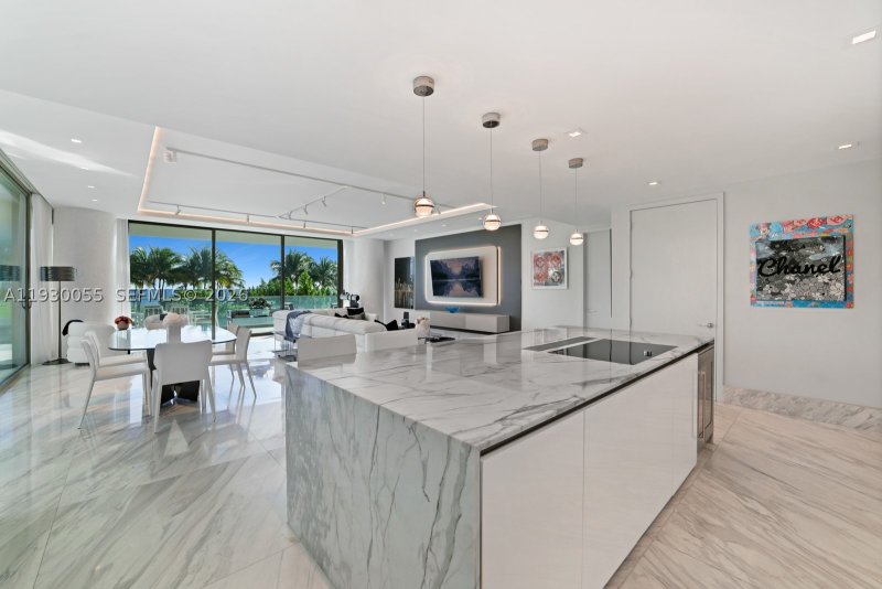 Condo for sale at Oceana Bal Harbour 201