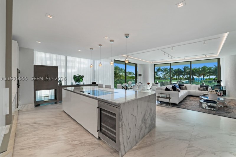 Condo for sale at Oceana Bal Harbour 201