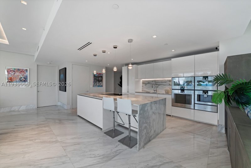 Condo for sale at Oceana Bal Harbour 201