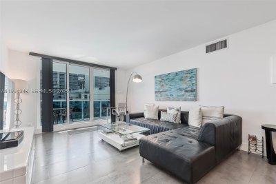 Alquiler de apartamento en Roney Palace 507