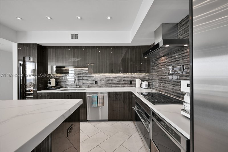 Condo for sale at Beach Club One PH4405