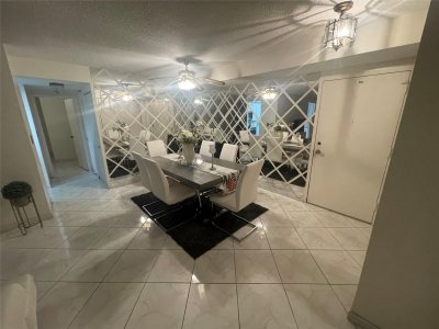 Comprar apartamento en Winston Towers 220