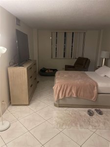 Comprar apartamento en Winston Towers 220