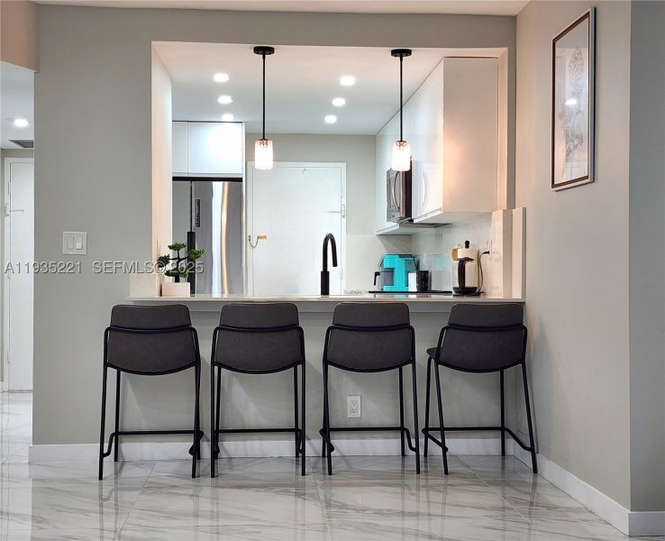 Condo for sale at Sea Air Towers 425