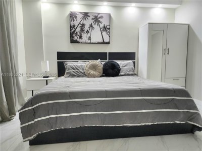 Comprar apartamento no Sea Air Towers 425