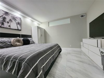 Comprar apartamento no Sea Air Towers 425