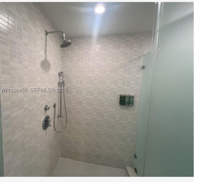 Condo for sale at The Blue Doral 601
