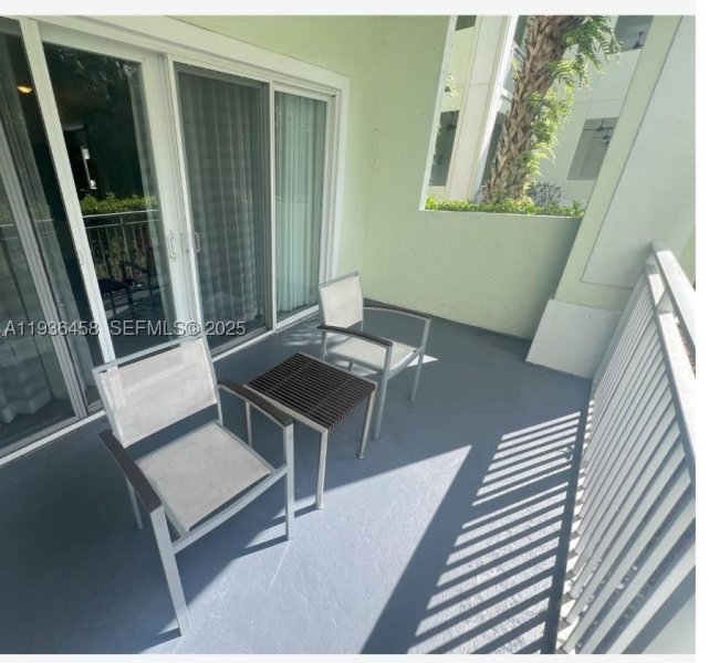 Condo for sale at The Blue Doral 601