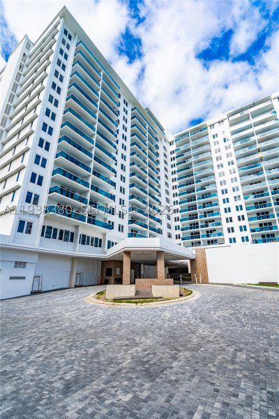 Alquiler de apartamento en Roney Palace 1425