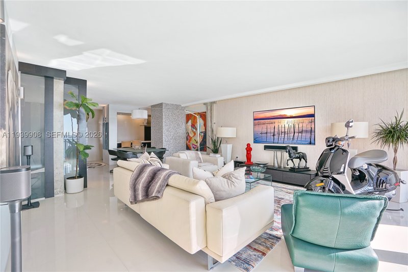 Condo for sale at Palm Bay Condo 6F