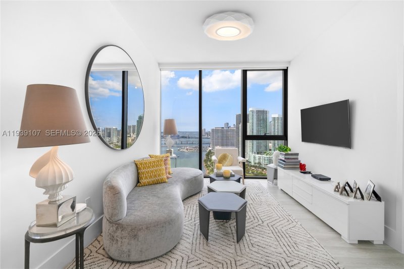 Comprar apartamento en Elysee Miami 3101