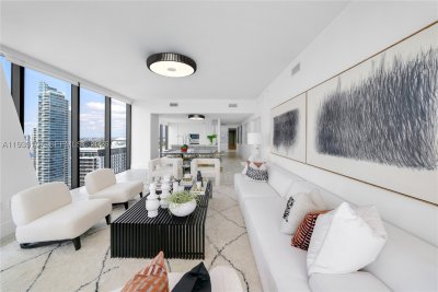 Comprar apartamento no Elysee Miami 3101