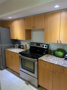 Comprar apartamento en The Collins Condo 426