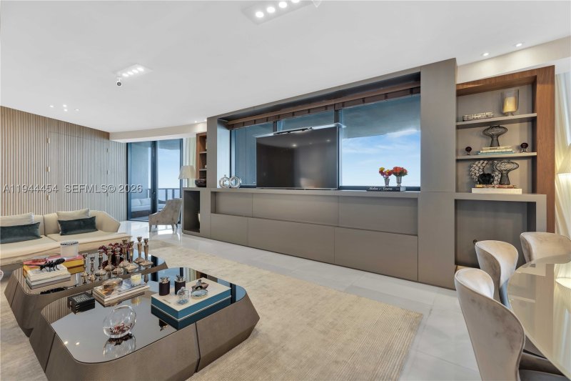 Condo for sale at Porsche Design Tower 4601