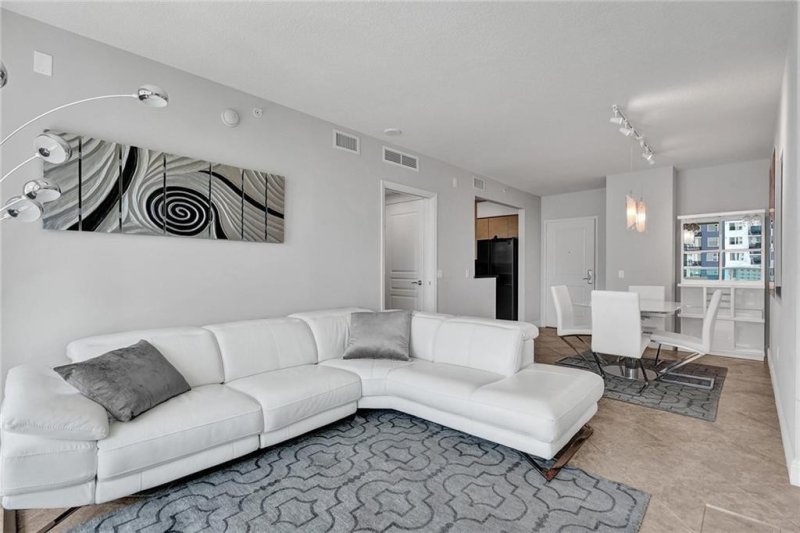 Apartment for rent at 350 Las Olas Place 1720