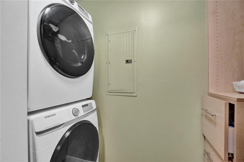 Apartment for rent at 350 Las Olas Place 1720