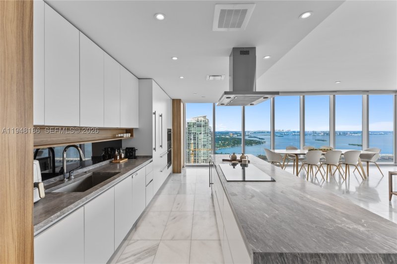 Comprar apartamento no Missoni Baia 4701