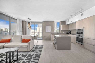 Comprar apartamento en Hyde Beach House R701