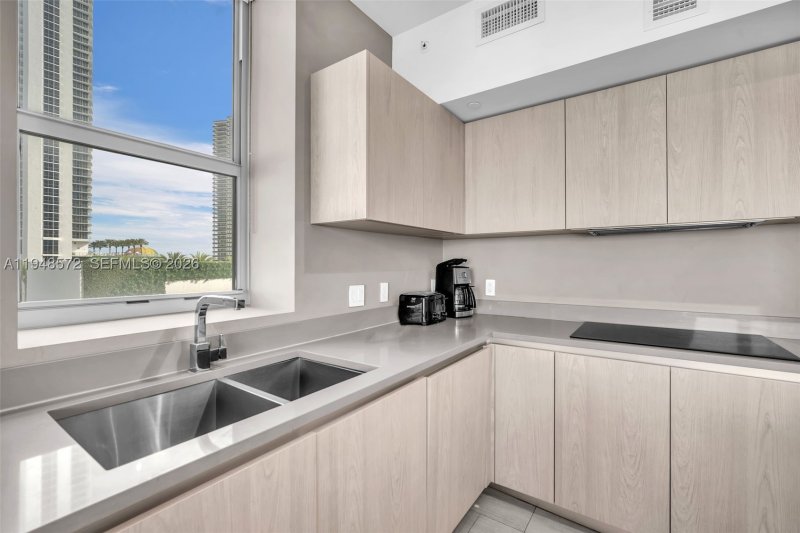 Condo for sale at Hyde Beach House R701