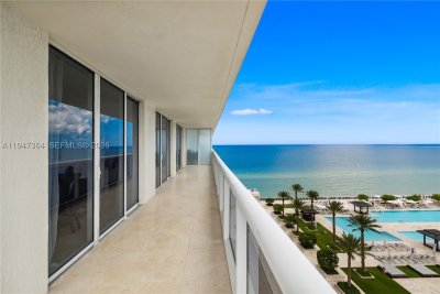 Aluguel de apartamento no Beach Club Two 1506
