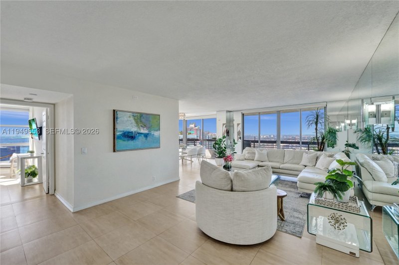 Condo for sale at Mystic Pointe 400 3601