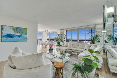Comprar apartamento en Mystic Pointe 400 3601
