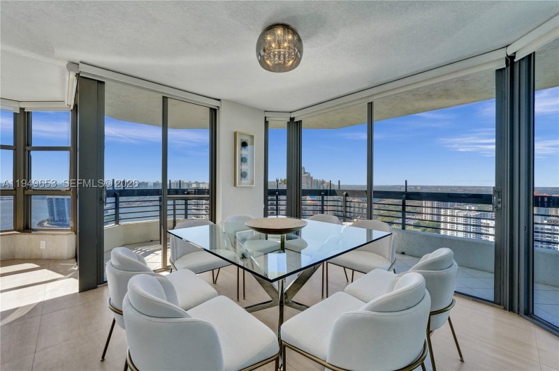 Condo for sale at Mystic Pointe 400 3601
