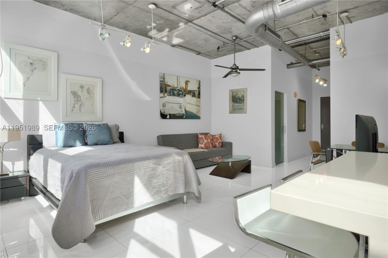 Comprar apartamento no Cite On The Bay 3213