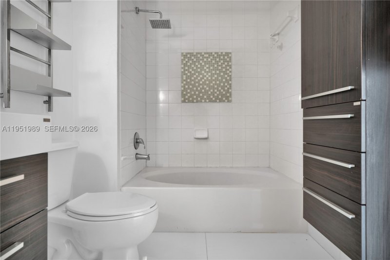 Comprar apartamento no Cite On The Bay 3213