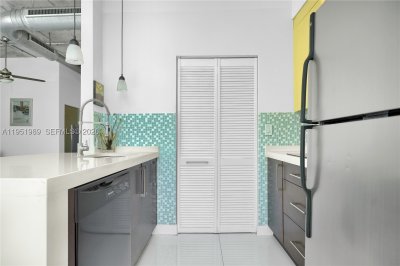 Comprar apartamento en Cite On The Bay 3213