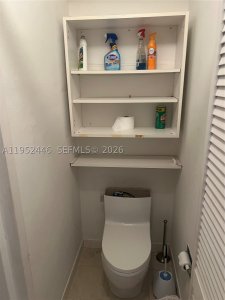 Comprar apartamento no Balmoral Condo CAB6