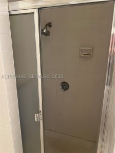Comprar apartamento no Balmoral Condo CAB6