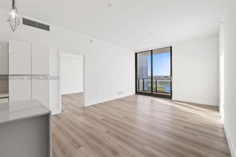 Apartment for rent at Mondrian Hallandale 1703