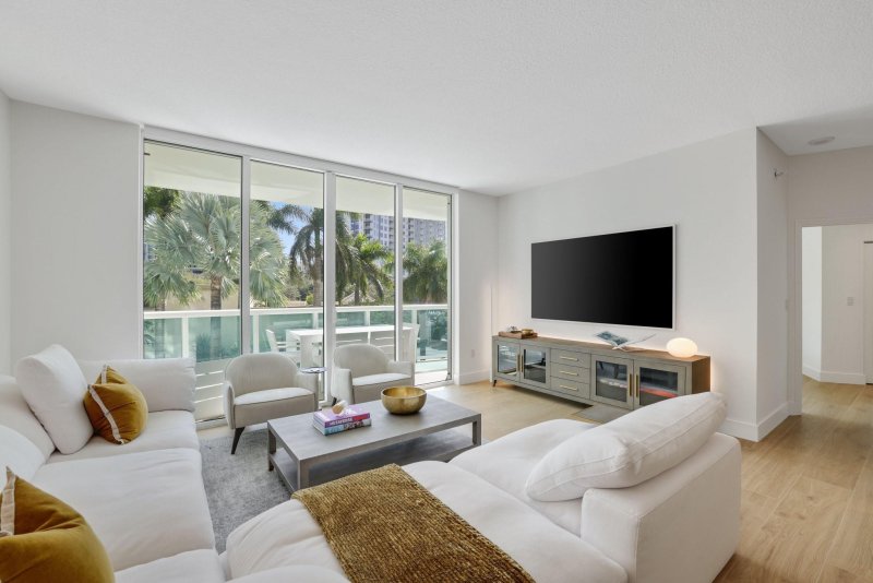 Condo for sale at Watergarden 301