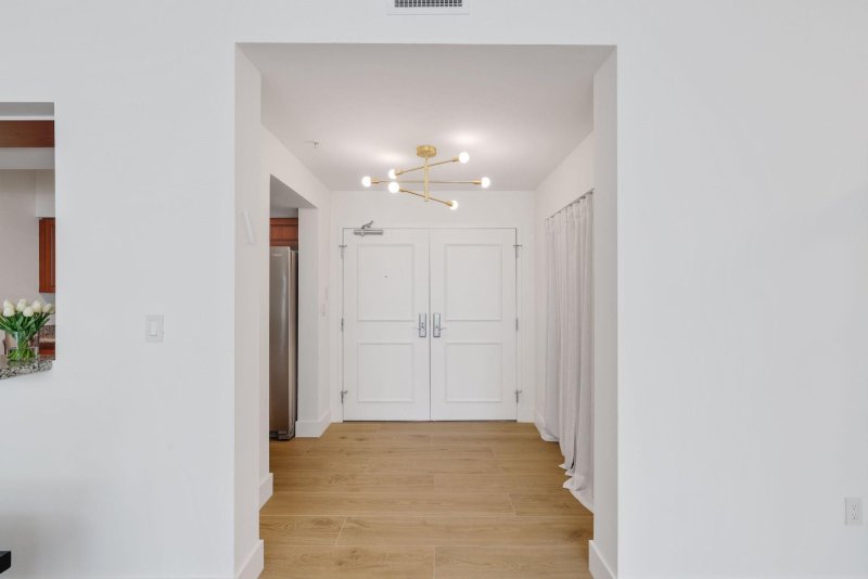 Condo for sale at Watergarden 301