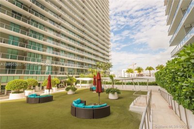 Comprar apartamento no Axis on Brickell North Tower 1422-N