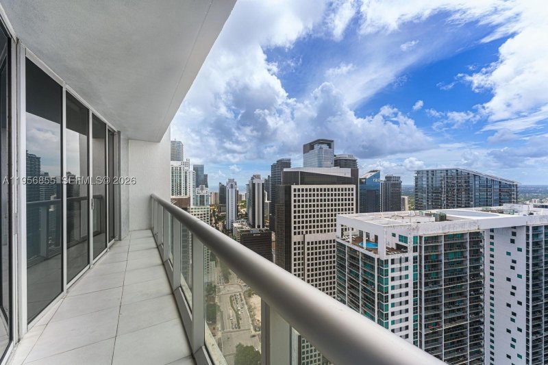 Condo for sale at Icon Brickell Viceroy 4706